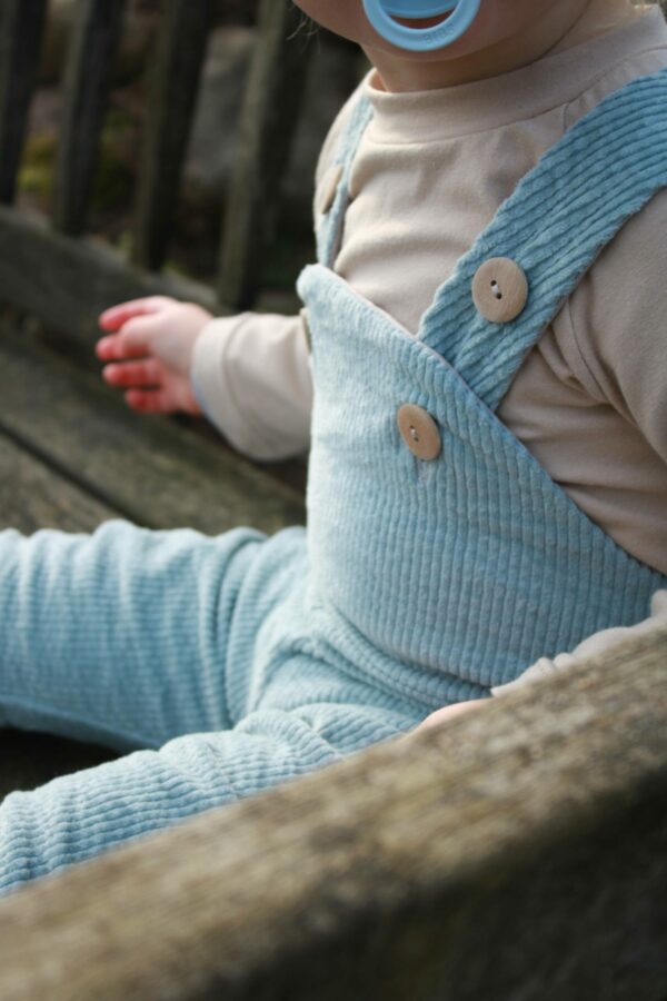 blaue Cord Latzhose