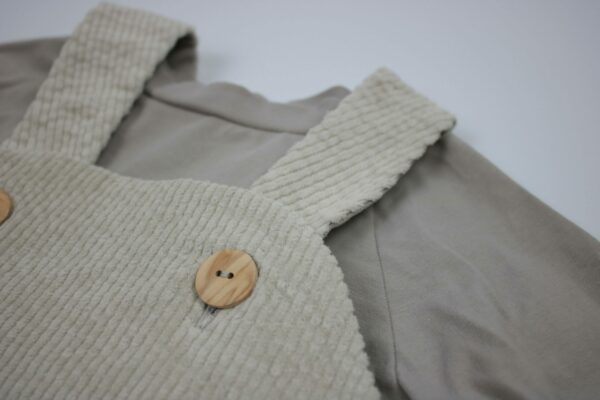 Latzhosen-Set Sand – Bild 8