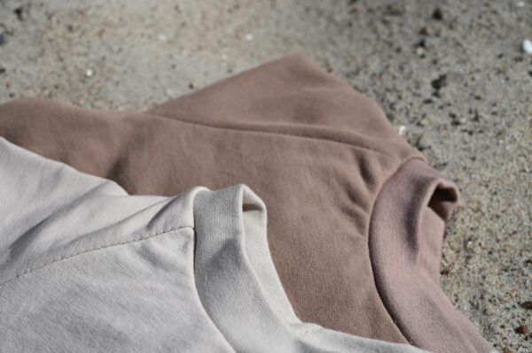 Sand Sweatshirt – Bild 12